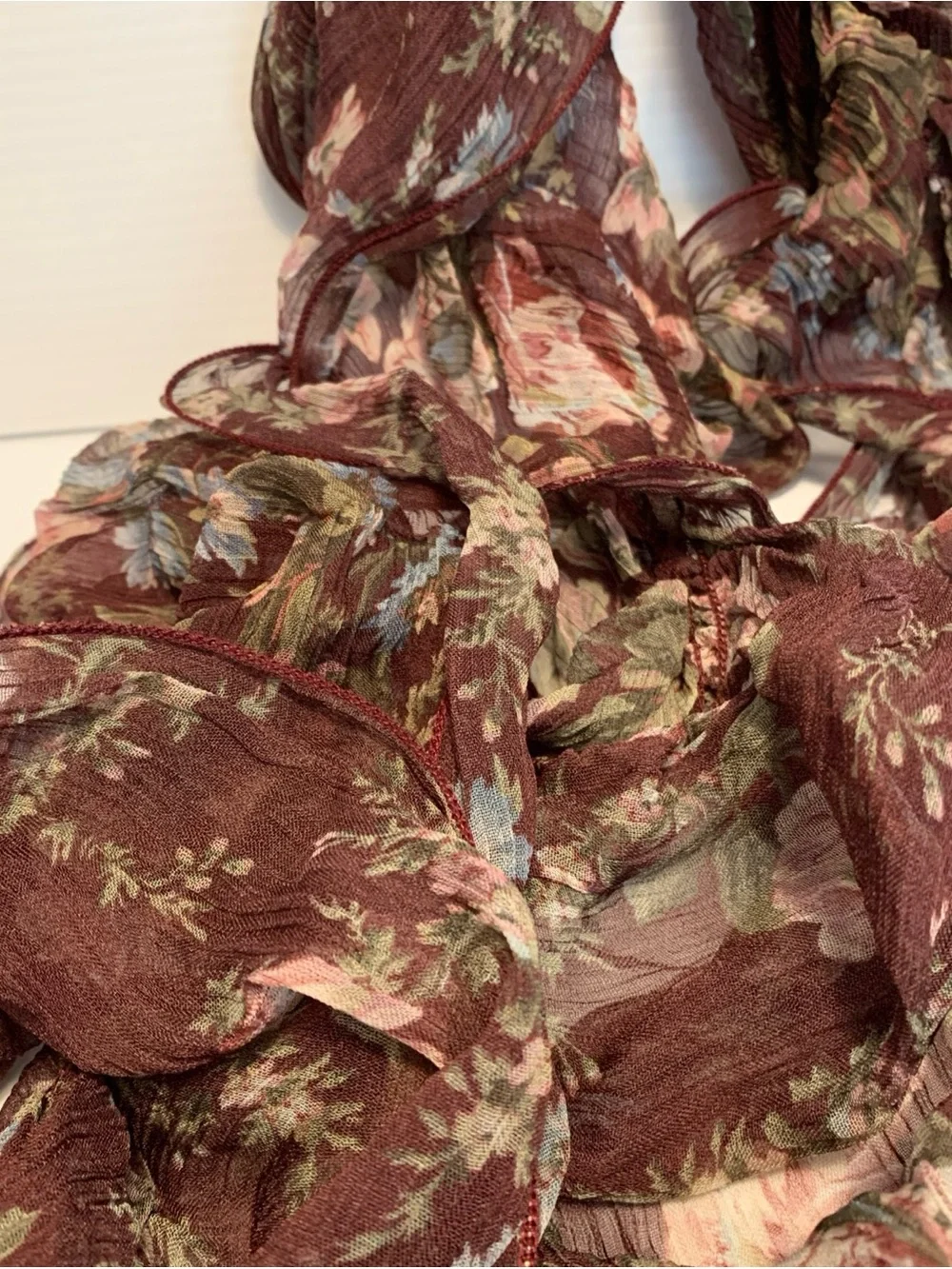 NWT Lauren Ralph Lauren Ruffle Scarf-Wine Burgundy Pinot Noir; 100% Viscose